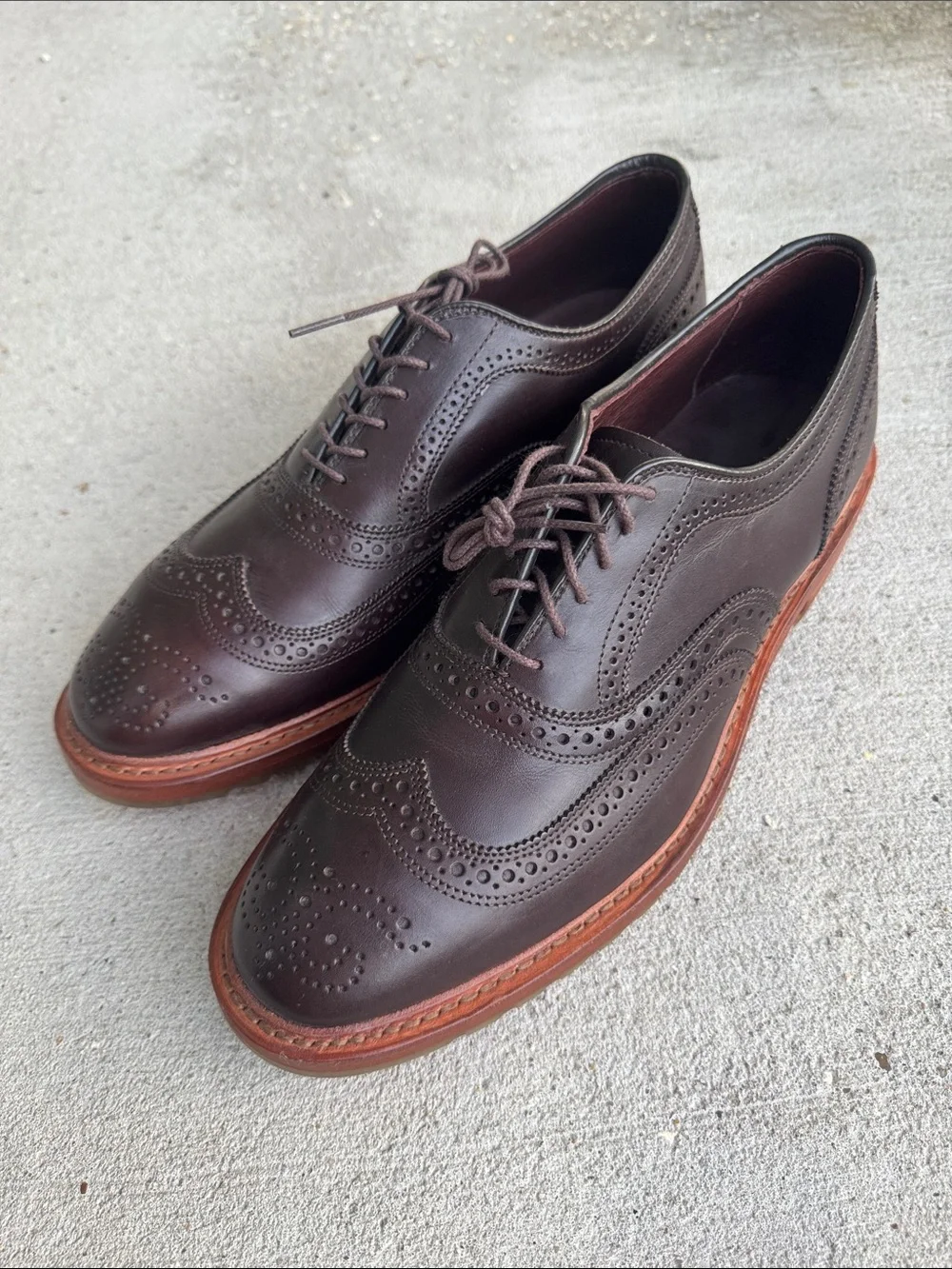 LIKE NEW Allen Edmonds McTavish Brown Leather Wingtip Brogues 10D
